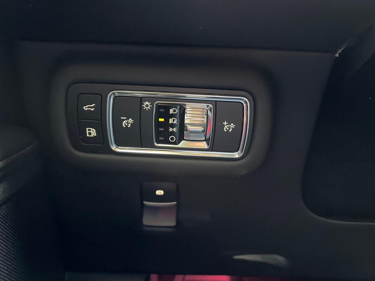 2025 Lincoln Nautilus Reserve AWD Photo