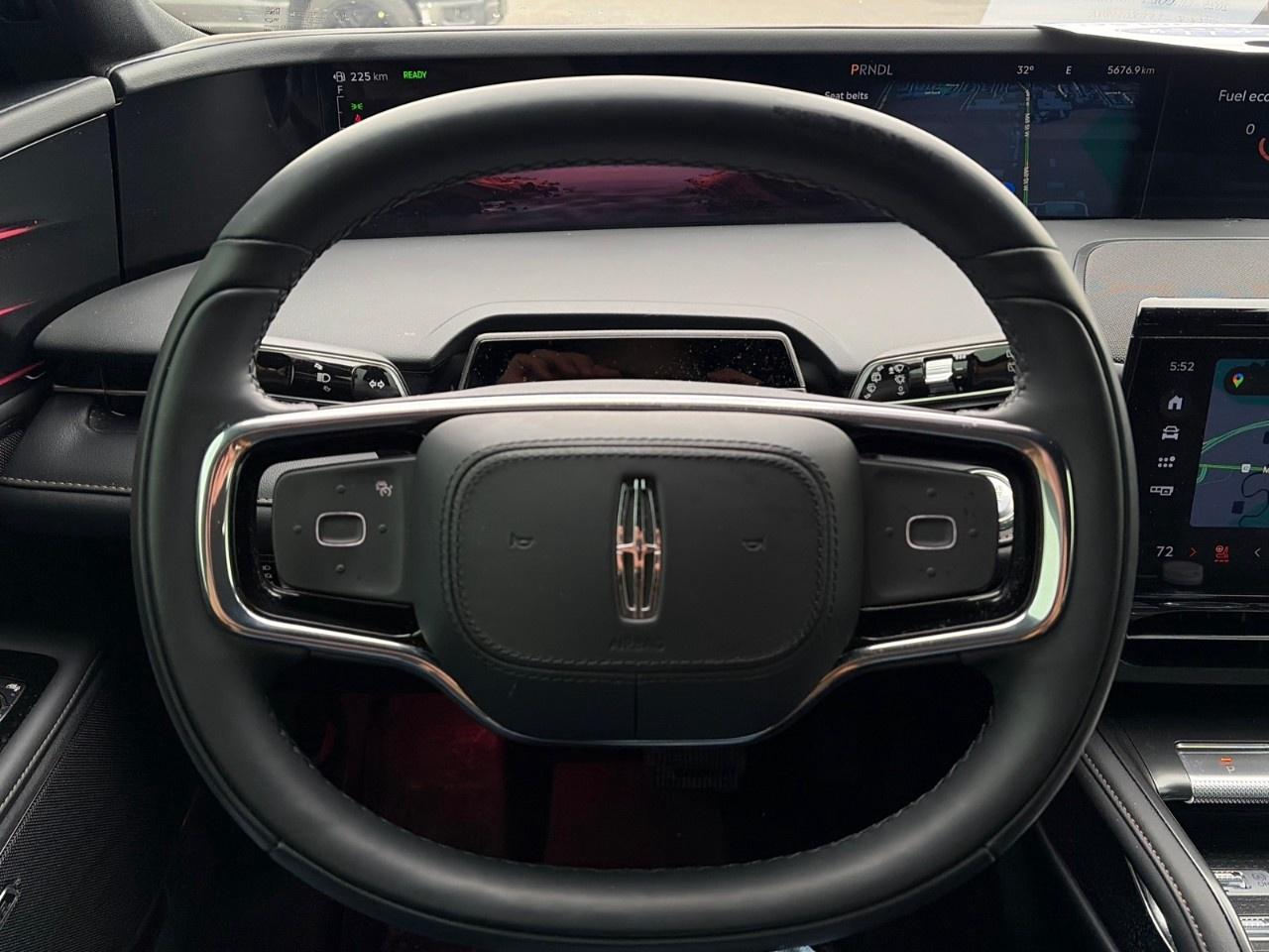 2025 Lincoln Nautilus Reserve AWD Photo