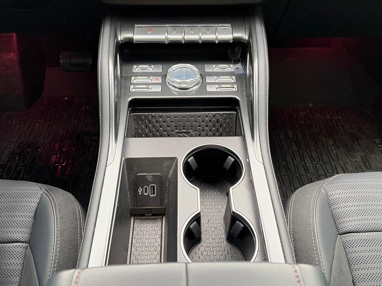 2025 Lincoln Nautilus Reserve AWD Photo