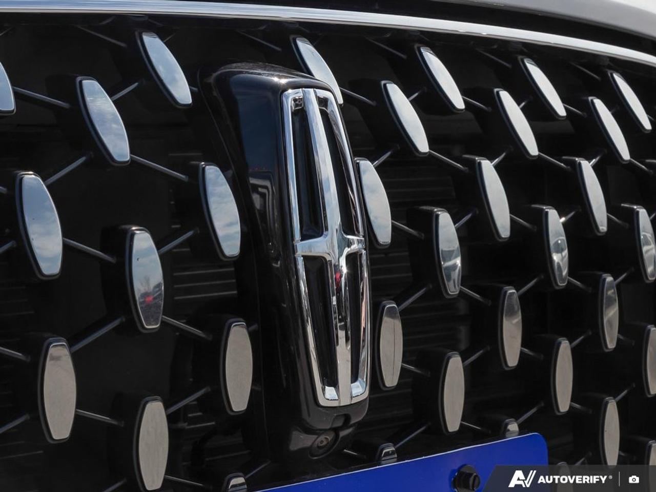 2023 Lincoln Corsair Reserve 201A | NAVIGATION SYSTEM | FRONT DUAL A/C | KEYLES Photo