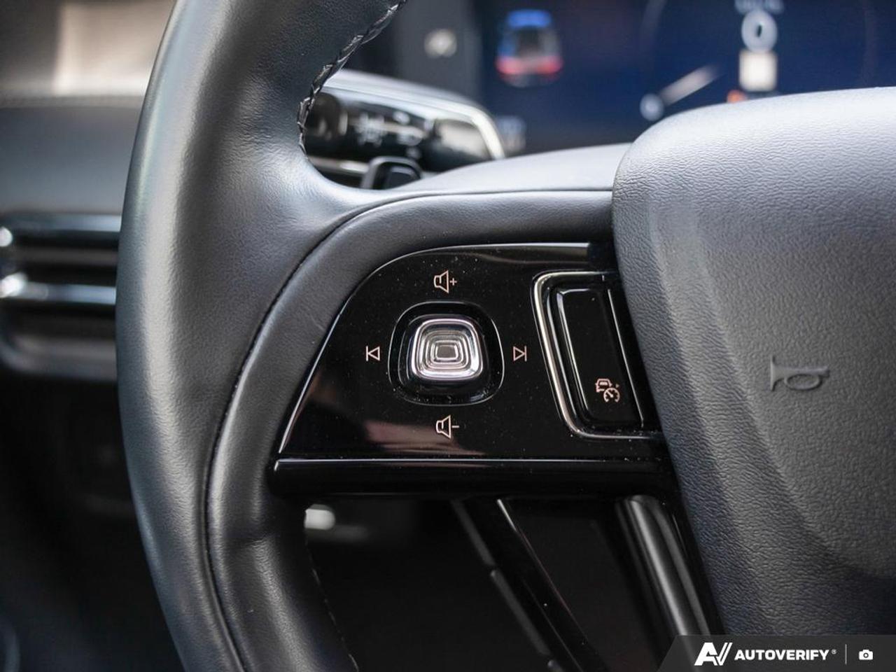 2023 Lincoln Corsair Reserve 201A | NAVIGATION SYSTEM | FRONT DUAL A/C | KEYLES Photo