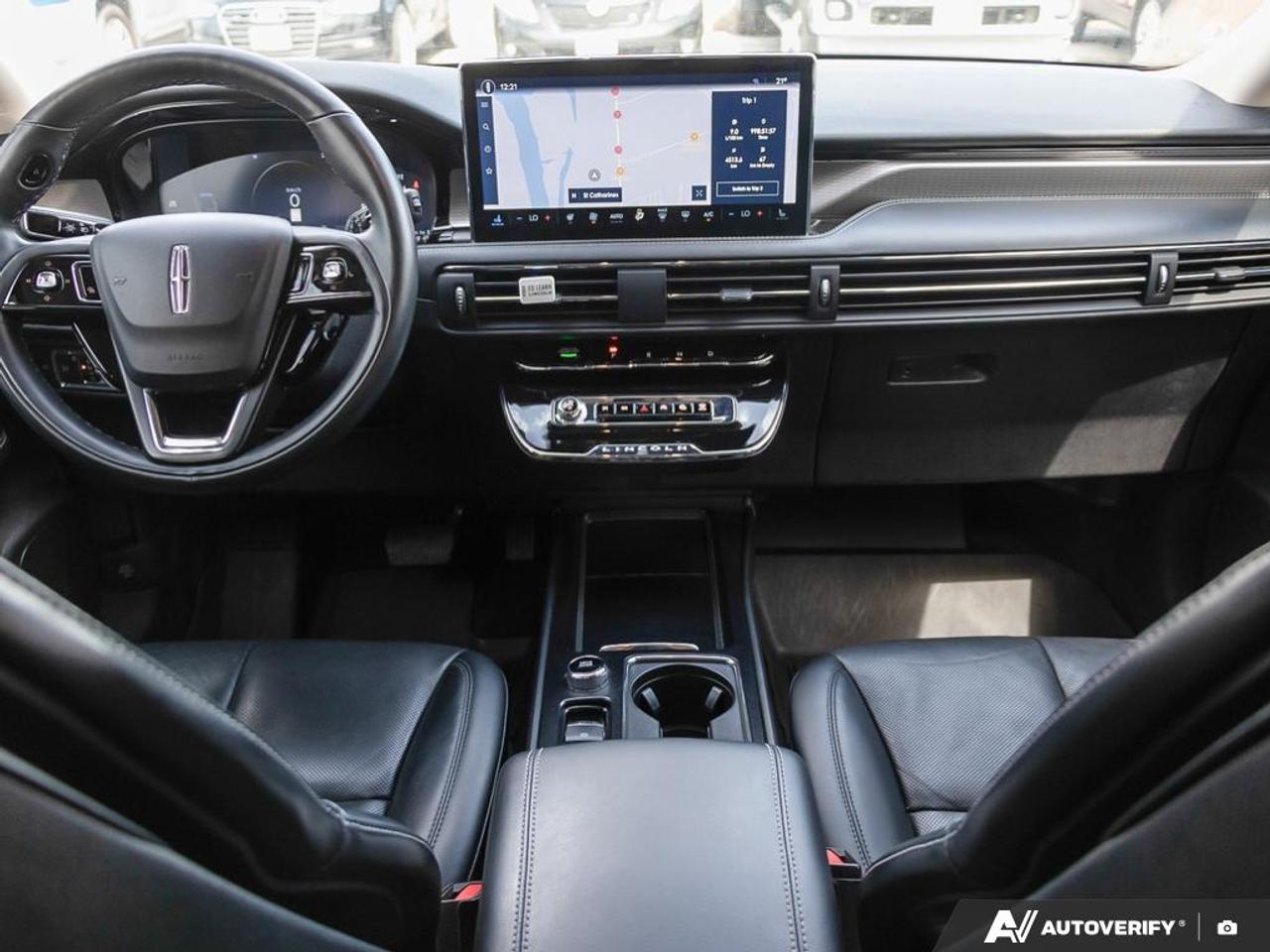 2023 Lincoln Corsair Reserve 201A | NAVIGATION SYSTEM | FRONT DUAL A/C | KEYLES Photo