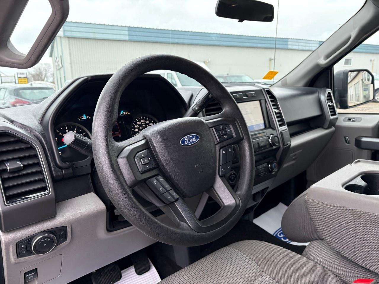 2020 Ford F-150 XLT 4WD SuperCrew 5.5' Box Photo