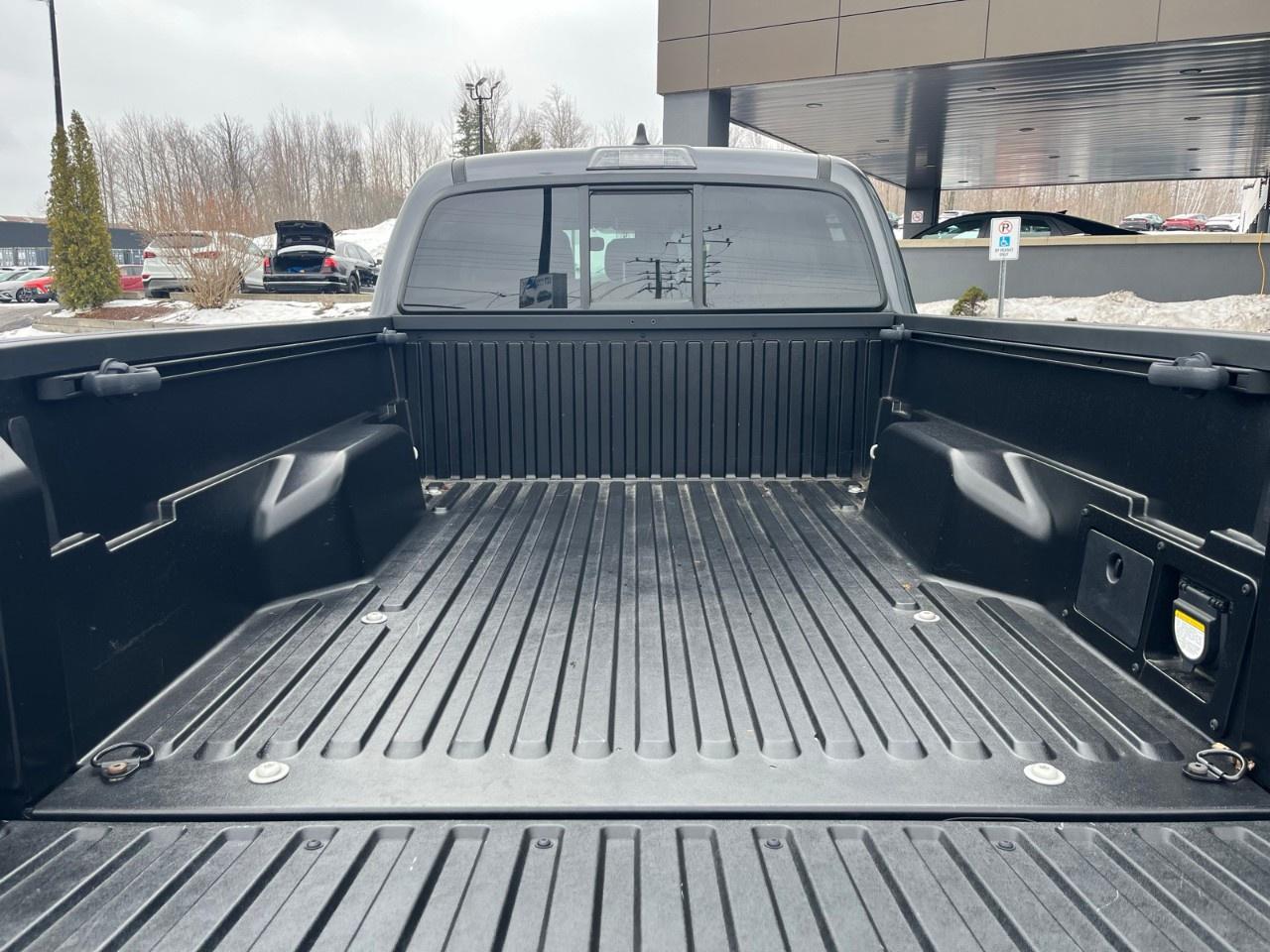 2023 Toyota Tacoma 4x4 Double Cab Auto Photo