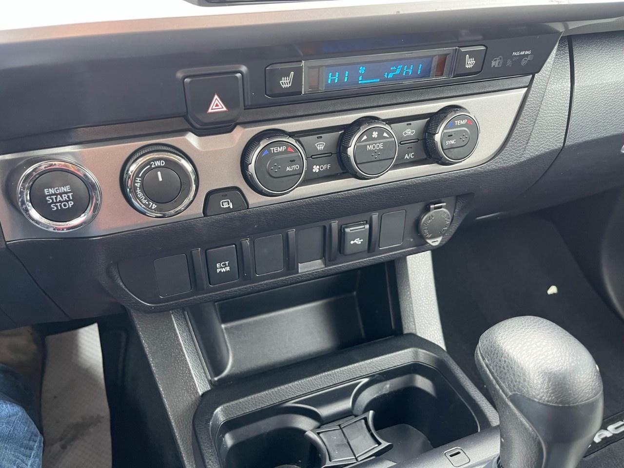 2023 Toyota Tacoma 4x4 Double Cab Auto Photo