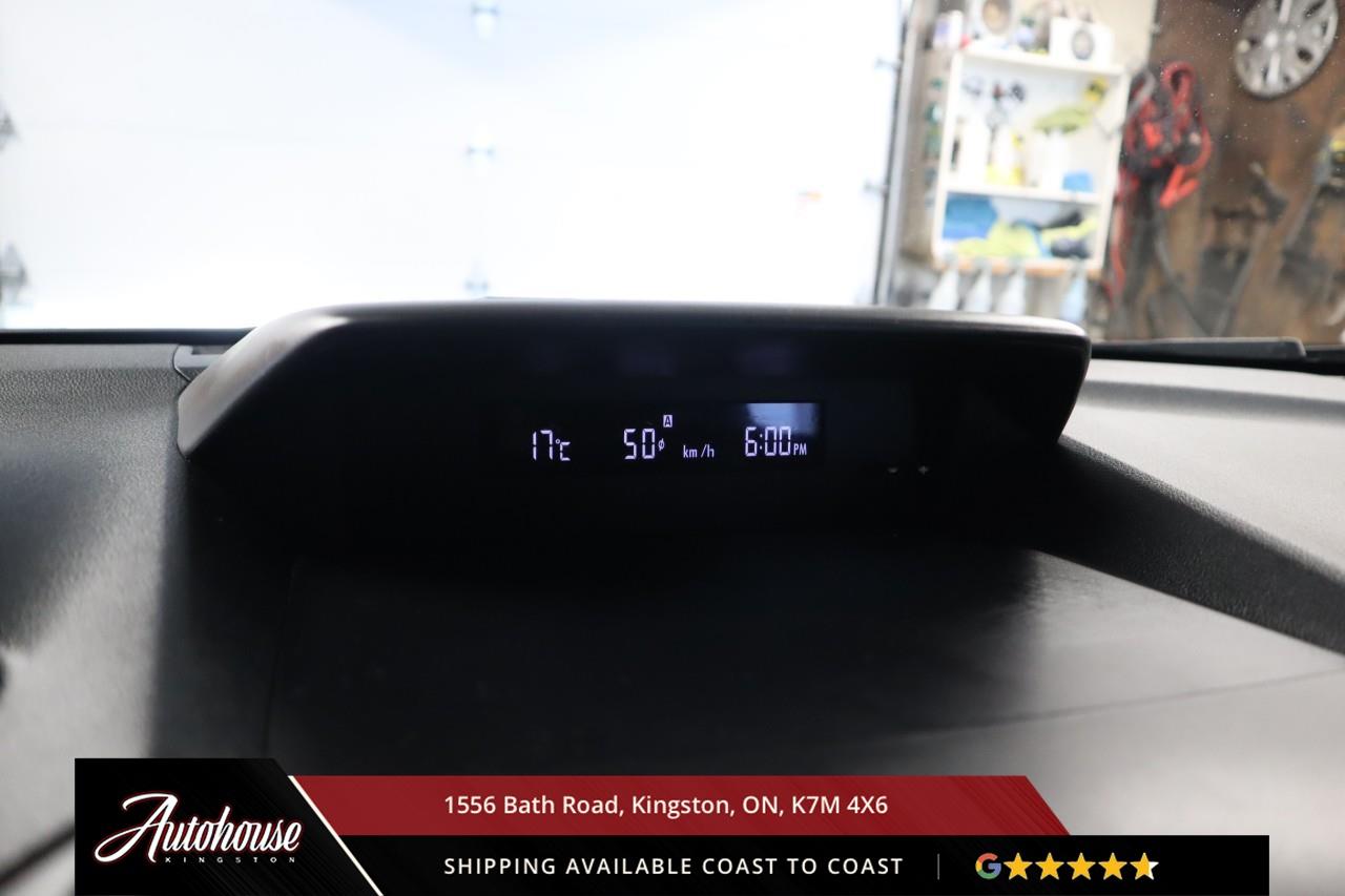 2022 Subaru Forester APPLE CARPLAY & ANDROID AUTO - REARVIEW CAMERA Photo