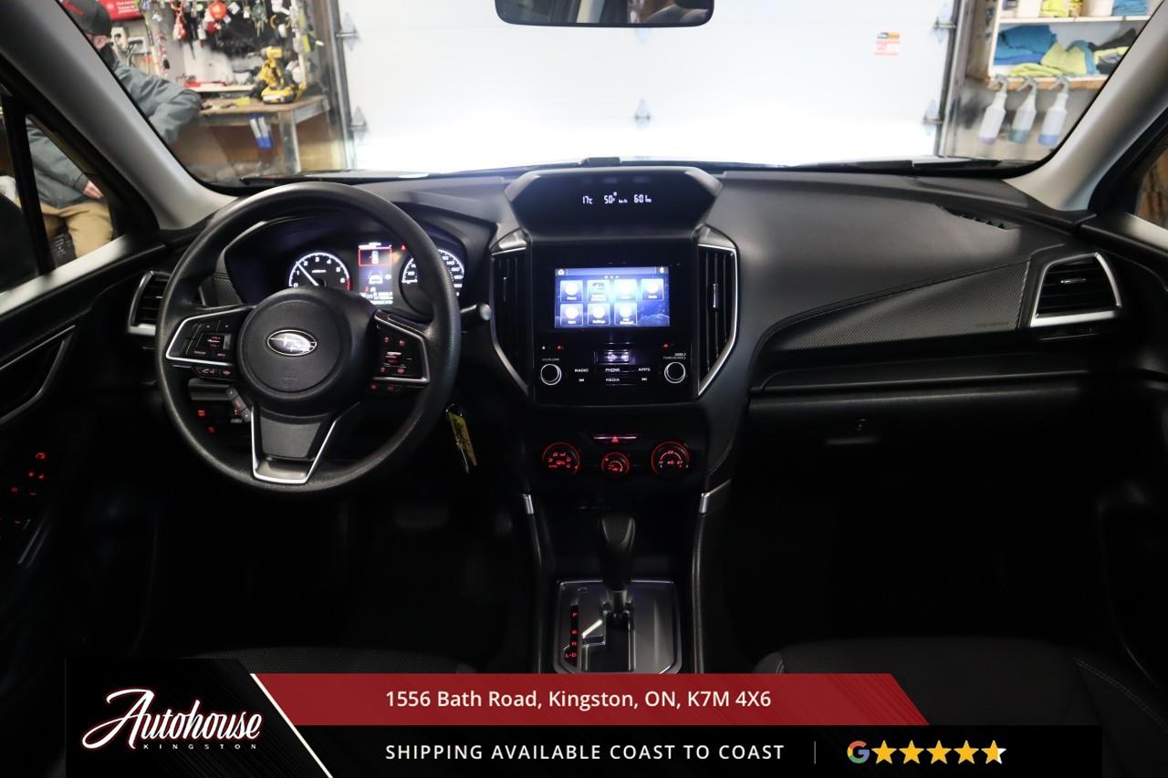 2022 Subaru Forester APPLE CARPLAY & ANDROID AUTO - REARVIEW CAMERA Photo