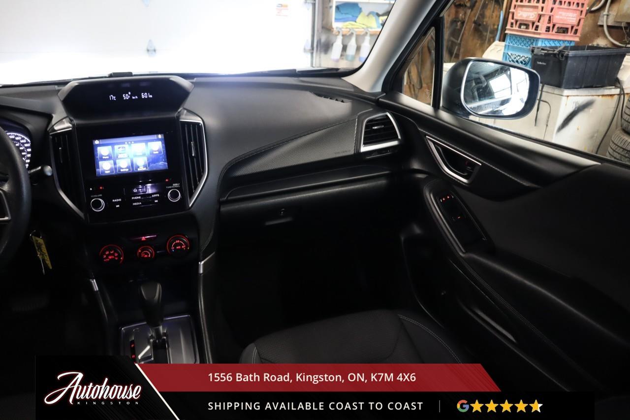 2022 Subaru Forester APPLE CARPLAY & ANDROID AUTO - REARVIEW CAMERA Photo