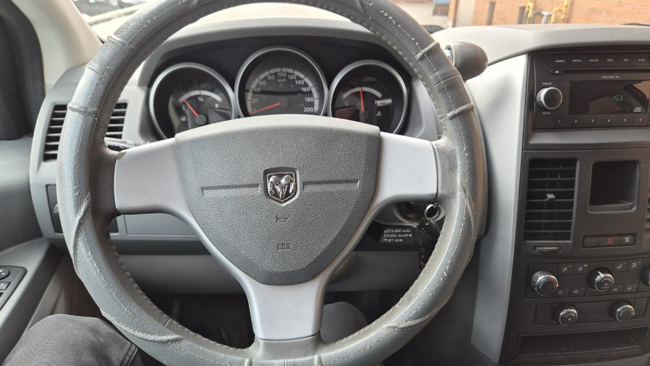 2009 Dodge Grand Caravan 4dr Wgn SE Photo