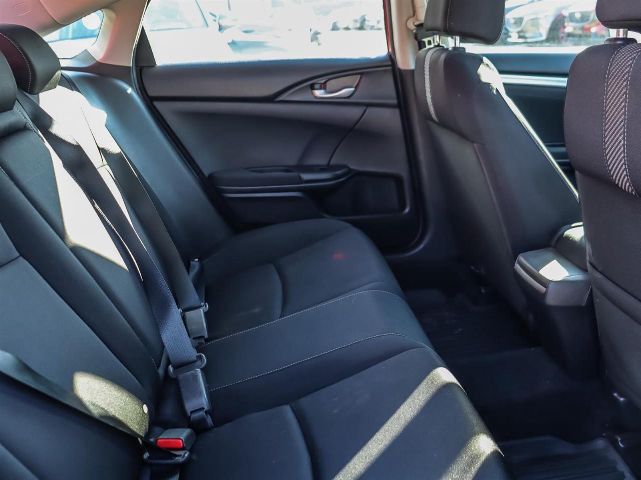 2018 Honda Civic EX Photo
