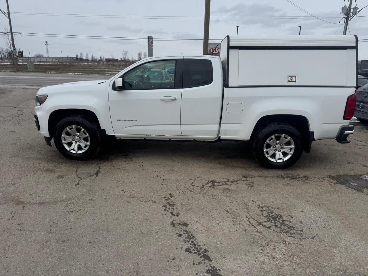 2021 Chevrolet Colorado 2WD LT, WORK TRUCK, NO ACCIDENTS, CERTIFIED Photo