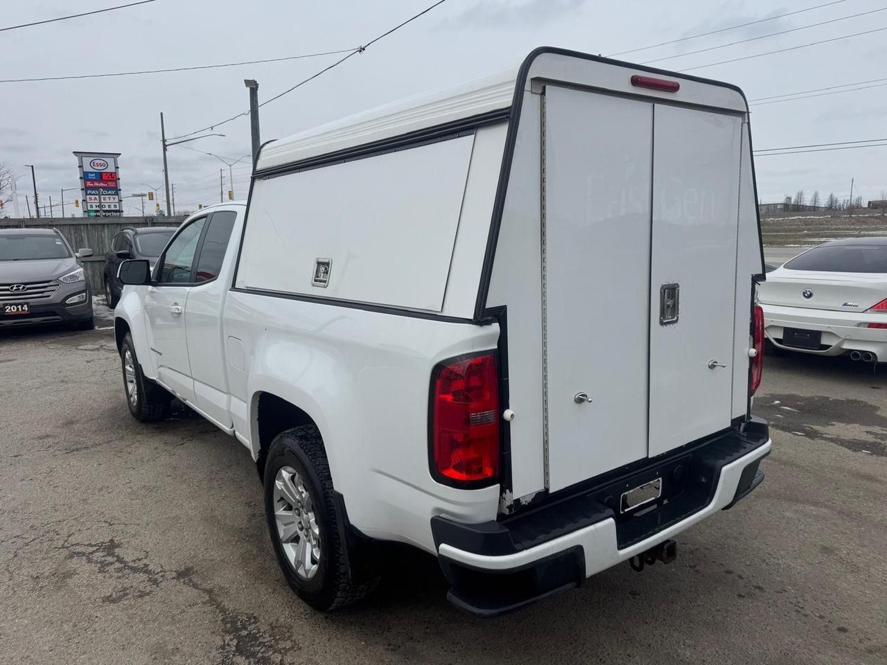 2021 Chevrolet Colorado 2WD LT, WORK TRUCK, NO ACCIDENTS, CERTIFIED Photo2