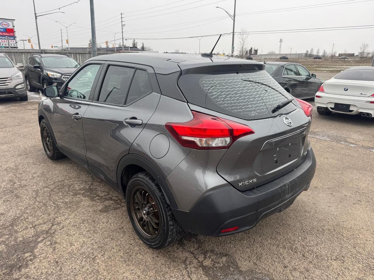 2018 Nissan Kicks SV, ONLY 128KMS, WELL MAINTAINED, CERTIFIED Photo