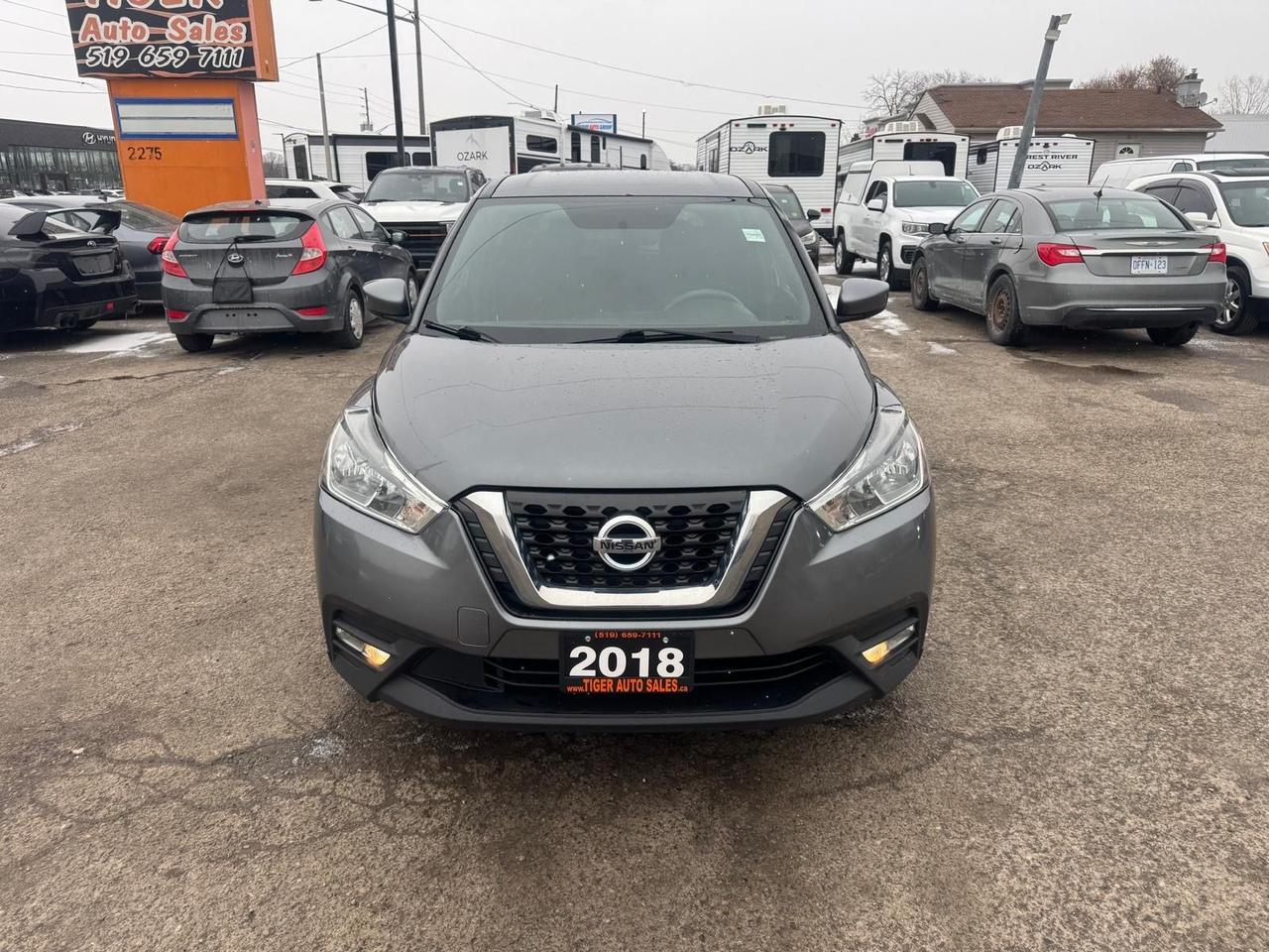 2018 Nissan Kicks SV, ONLY 128KMS, WELL MAINTAINED, CERTIFIED Photo