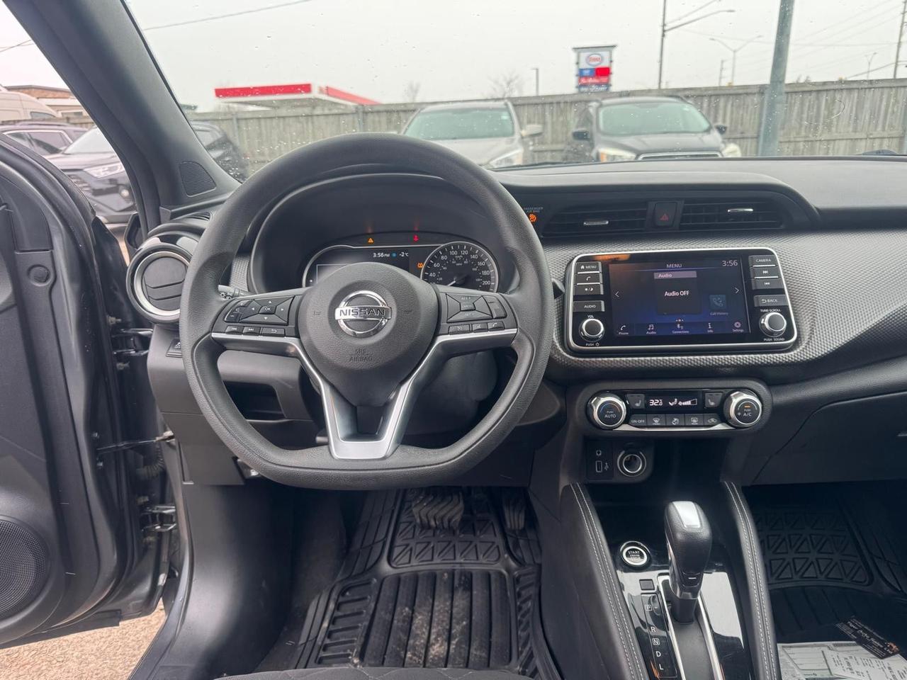 2018 Nissan Kicks SV, ONLY 128KMS, WELL MAINTAINED, CERTIFIED Photo