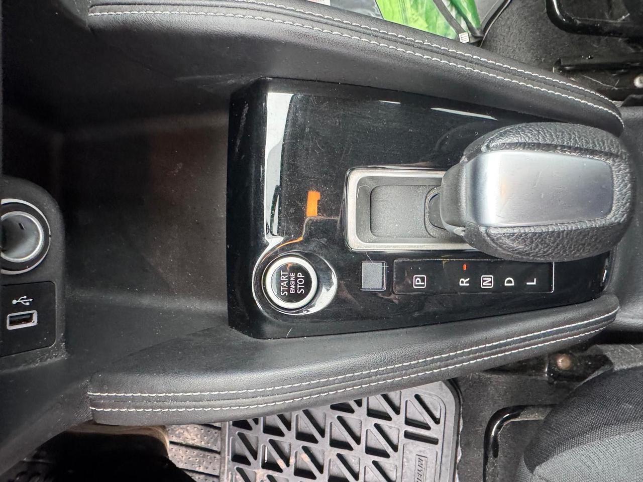 2018 Nissan Kicks SV, ONLY 128KMS, WELL MAINTAINED, CERTIFIED Photo