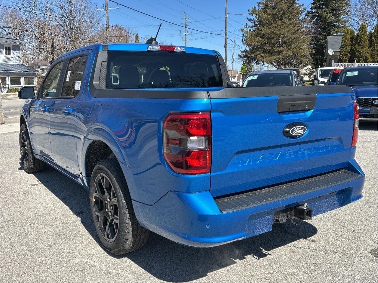 2026 Ford Maverick LOBO STANDARD AWD SuperCrew 402A Photo2