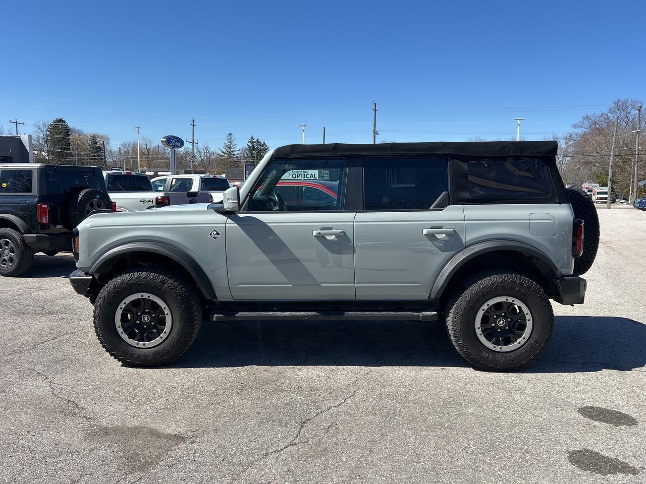 2022 Ford Bronco Outer Banks 4 Door Advanced 4x4 Photo