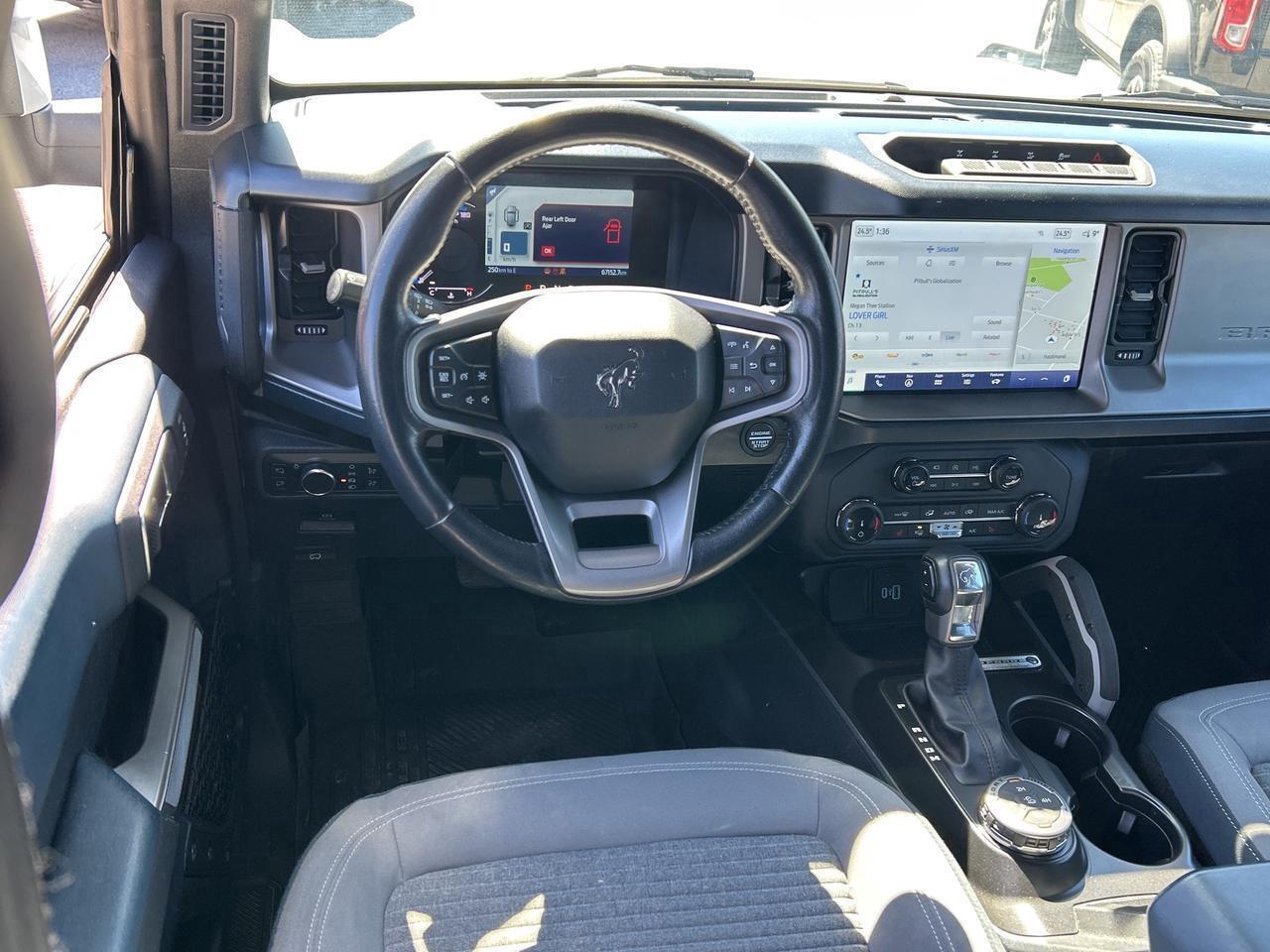 2022 Ford Bronco Outer Banks 4 Door Advanced 4x4 Photo