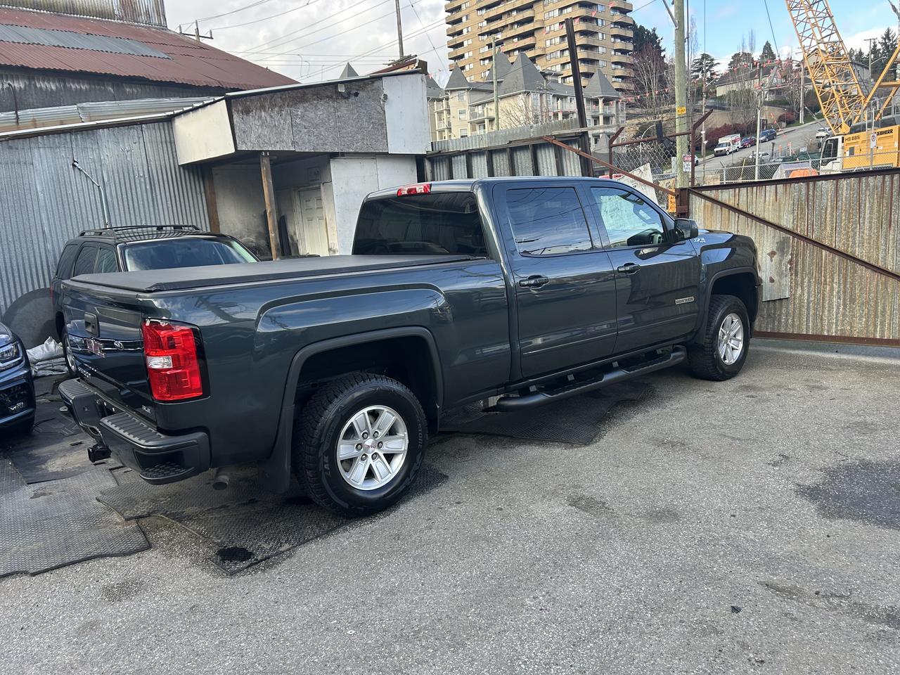 GMC Sierra 1500 SLE Crew Cab 4WD 2018