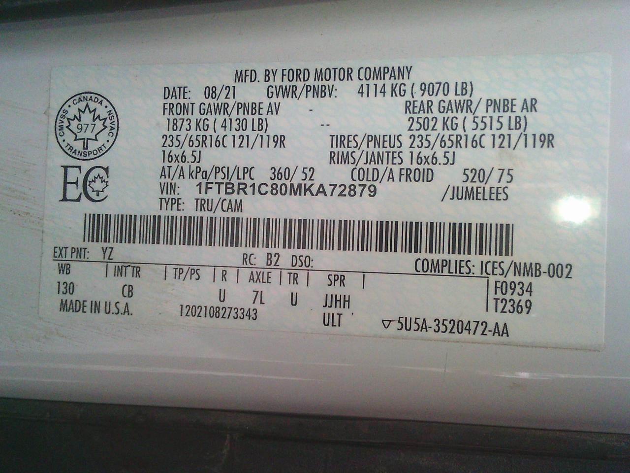 2021 Ford Transit Cargo Van T-250 130  Med Rf 9070 GVWR RWD Photo