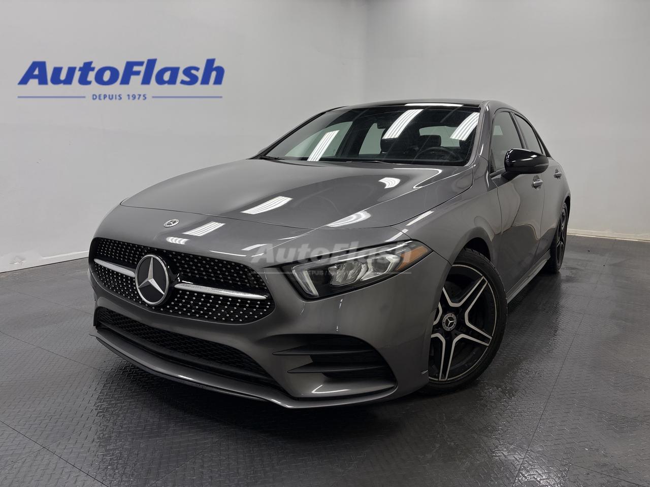 Used 2020 Mercedes-Benz A-Class A220 AMG-PKG 4MATIC, TOIT OUVRANT, CUIR, BLUETOOTH for sale in Saint-Hubert, QC