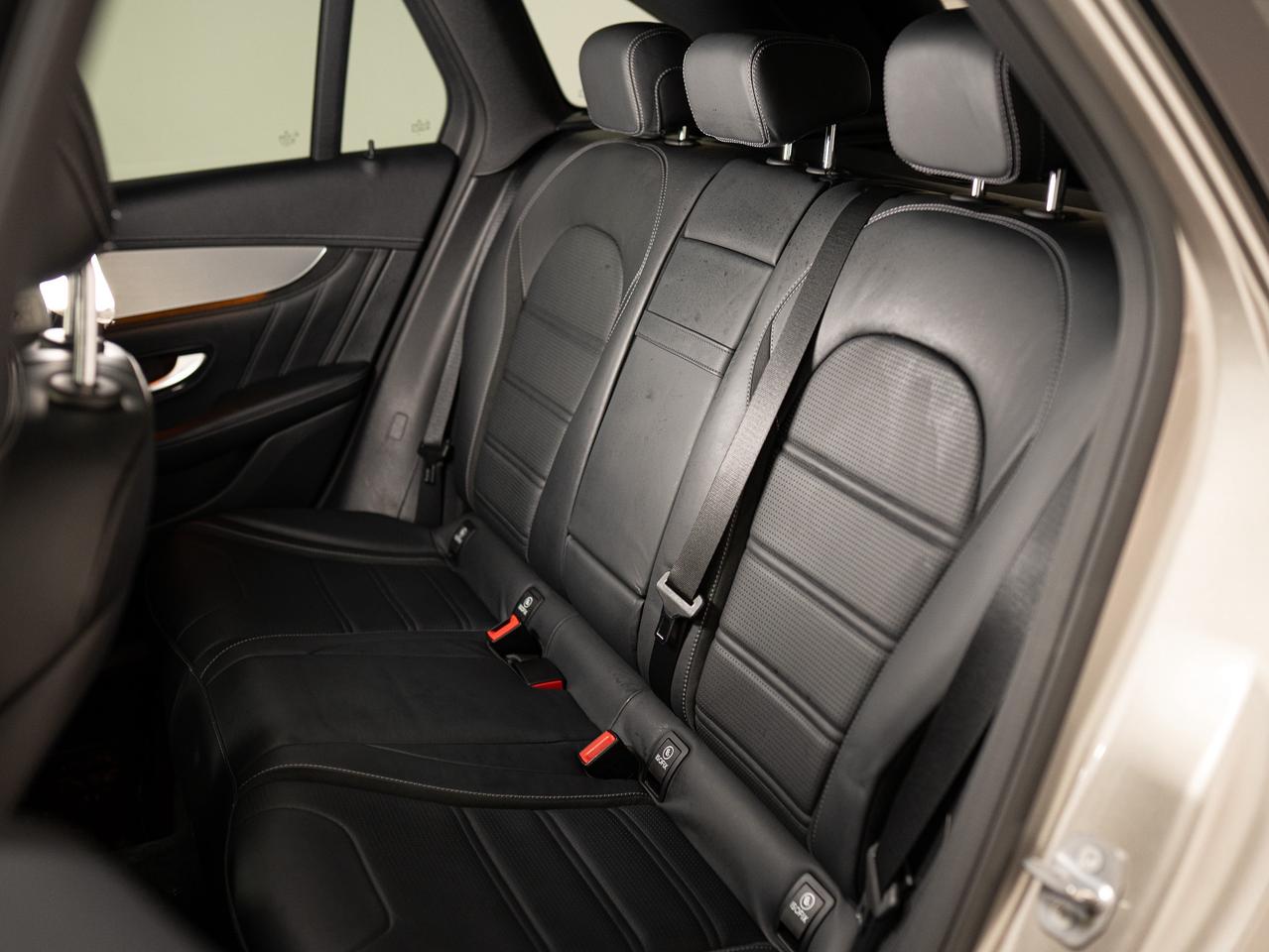 2019 Mercedes-Benz GLC 63 S | CARBON FIBRE | NIGHT PKG | 21 IN Photo