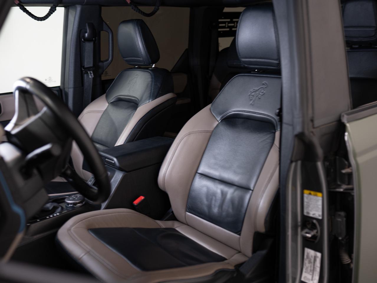 2021 Ford Bronco WILDTRAK | MATTE GREEN | HIGH & LUX PKG Photo