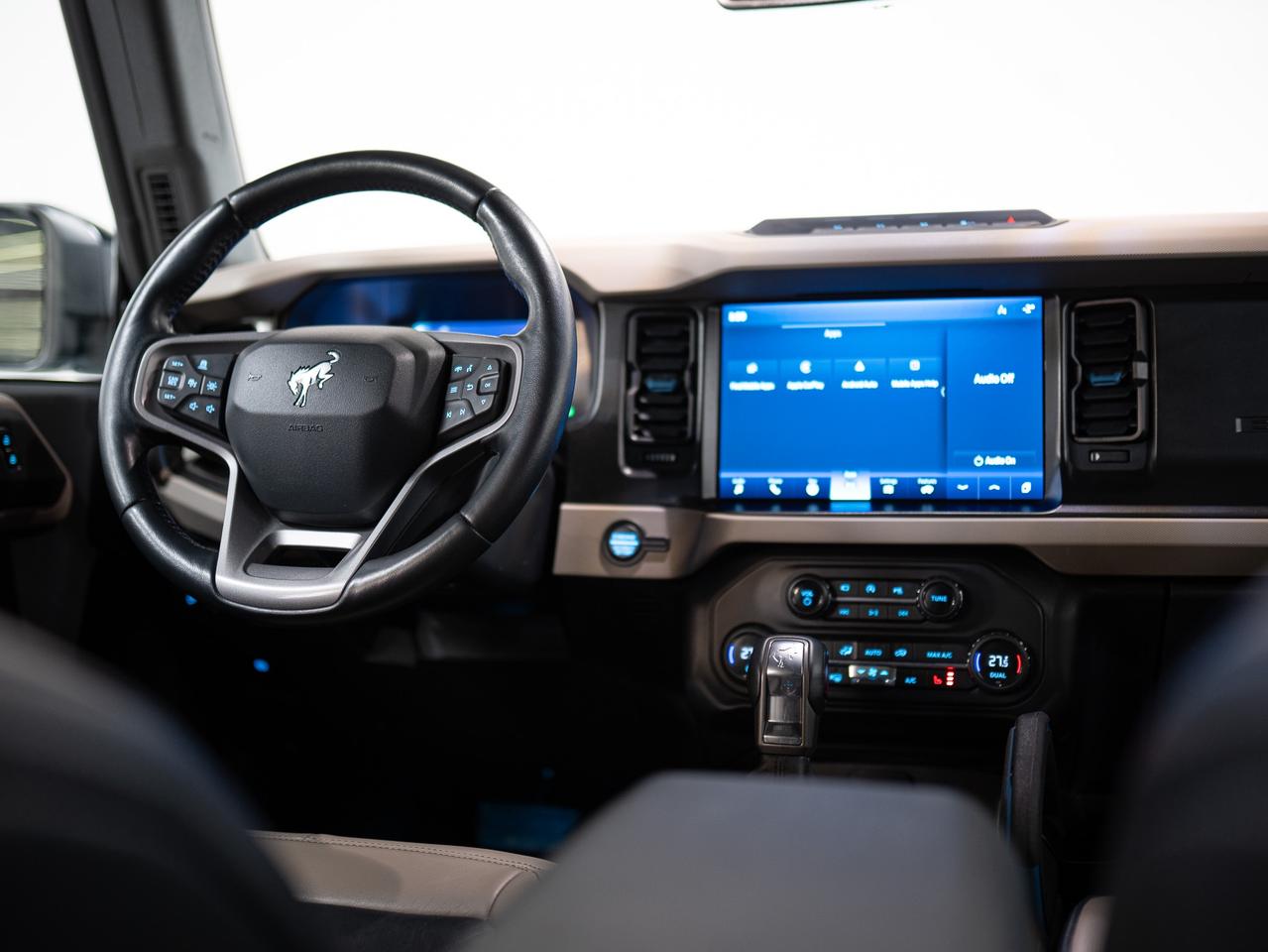 2021 Ford Bronco WILDTRAK | MATTE GREEN | HIGH & LUX PKG Photo