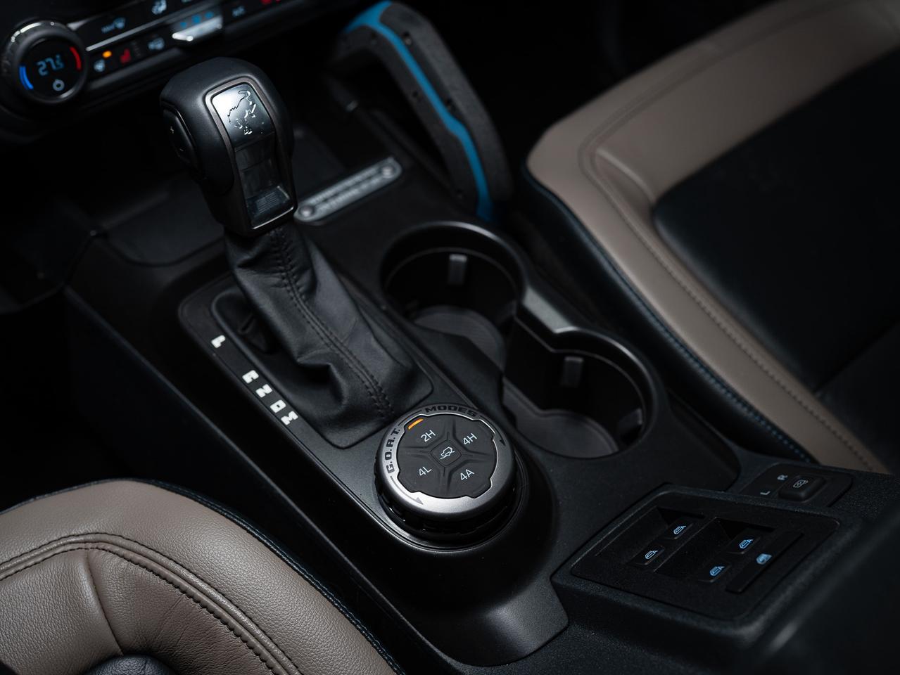 2021 Ford Bronco WILDTRAK | MATTE GREEN | HIGH & LUX PKG Photo