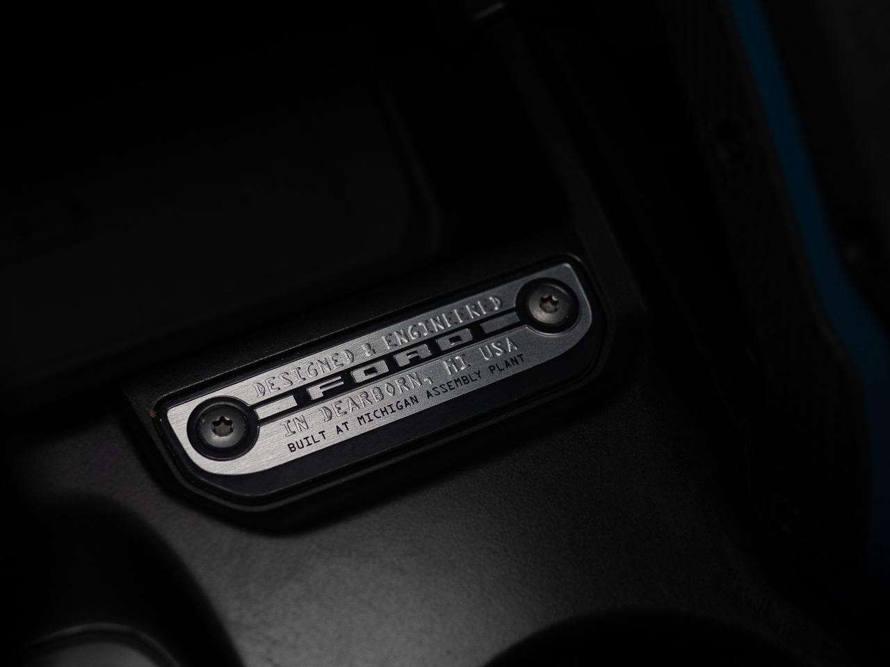 2021 Ford Bronco WILDTRAK | MATTE GREEN | HIGH & LUX PKG Photo