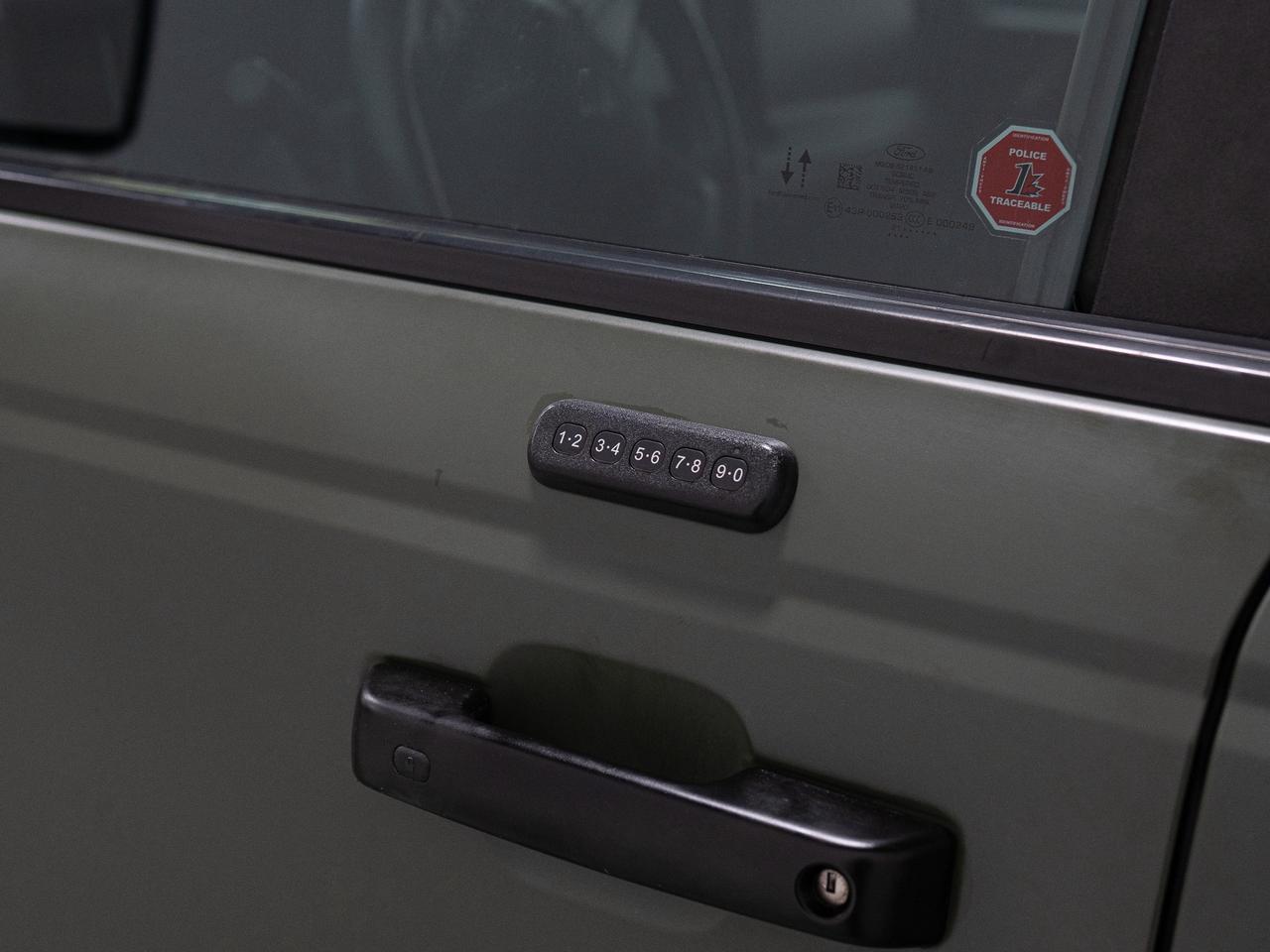 2021 Ford Bronco WILDTRAK | MATTE GREEN | HIGH & LUX PKG Photo