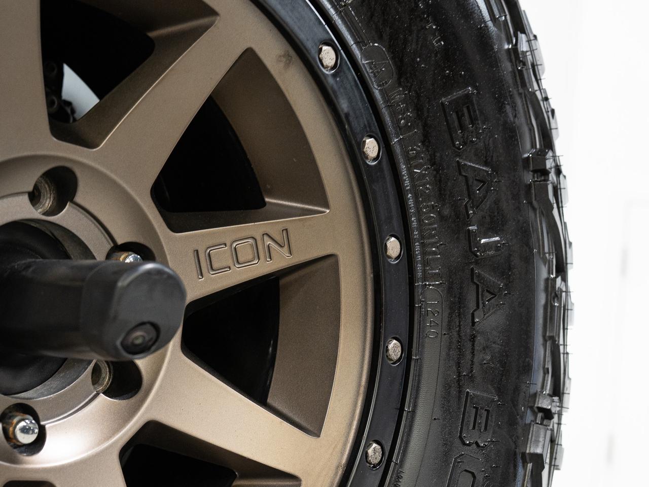 2021 Ford Bronco WILDTRAK | MATTE GREEN | HIGH & LUX PKG Photo