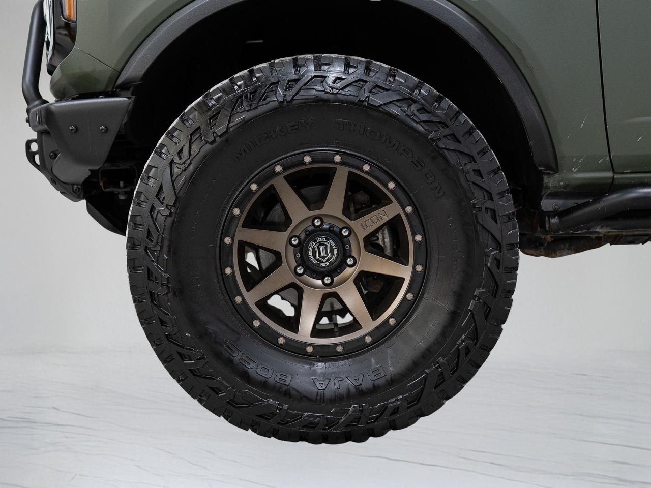 2021 Ford Bronco WILDTRAK | MATTE GREEN | HIGH & LUX PKG Photo