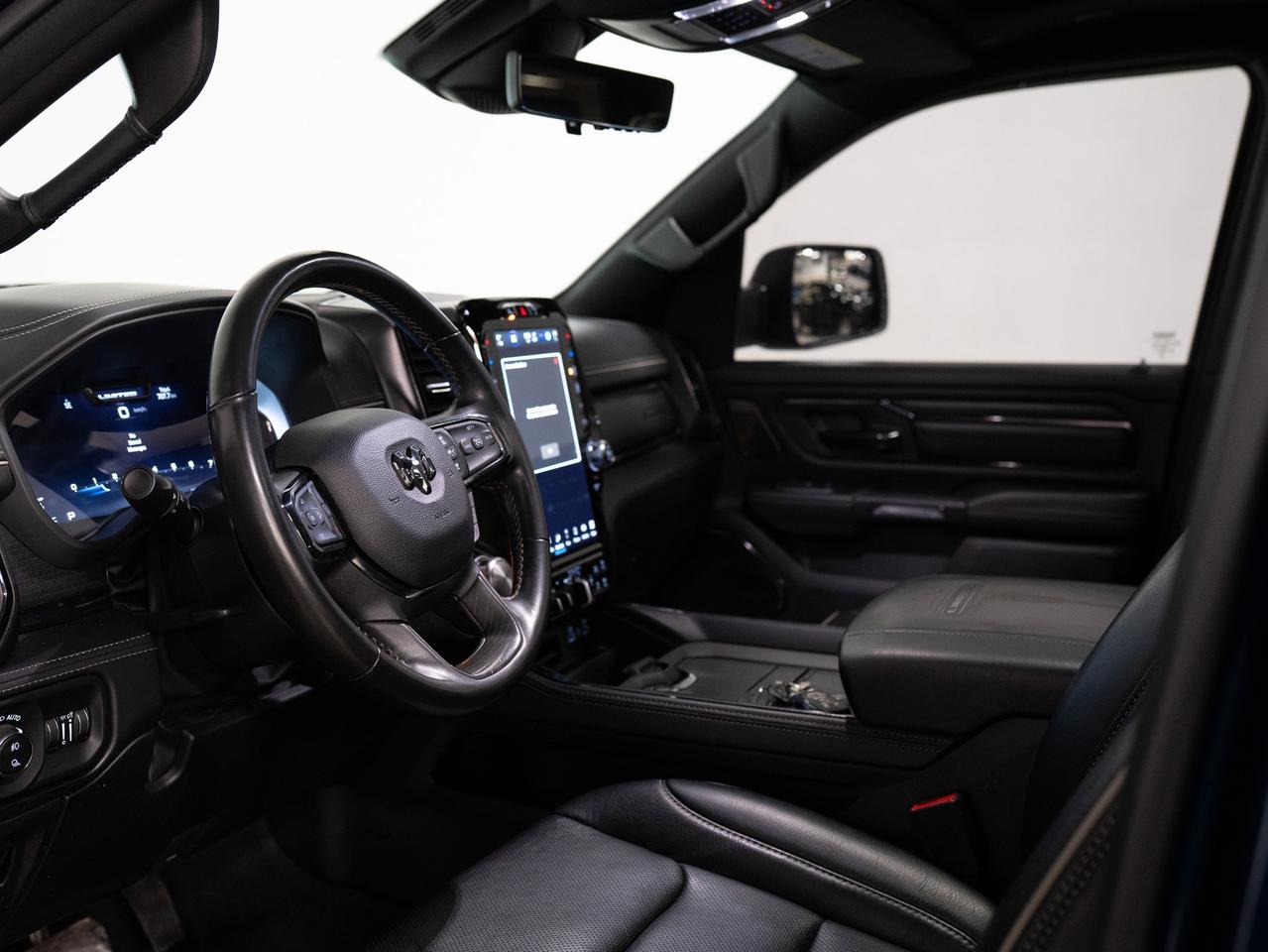 2023 RAM 1500 LIMITED | CREW CAB | NIGHT EDITION | TRAILER TOW Photo