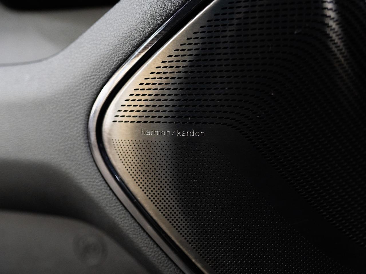 2023 RAM 1500 LIMITED | CREW CAB | NIGHT EDITION | TRAILER TOW Photo