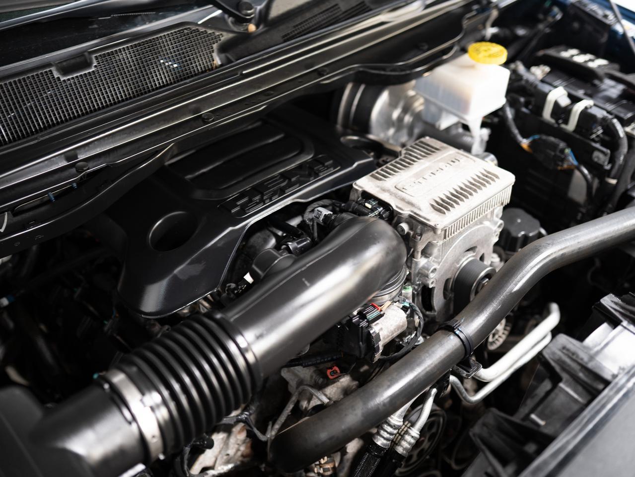 2023 RAM 1500 LIMITED | CREW CAB | NIGHT EDITION | TRAILER TOW Photo