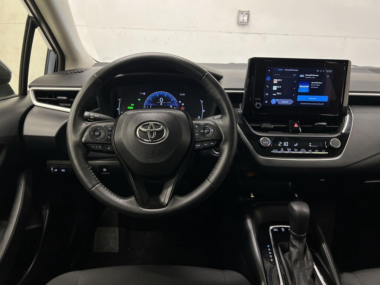 2025 Toyota Corolla Hybrid LE CONVENIENCE|ALL-WHEEL-DRIVE|HTD SEATS|REAR CAM Photo