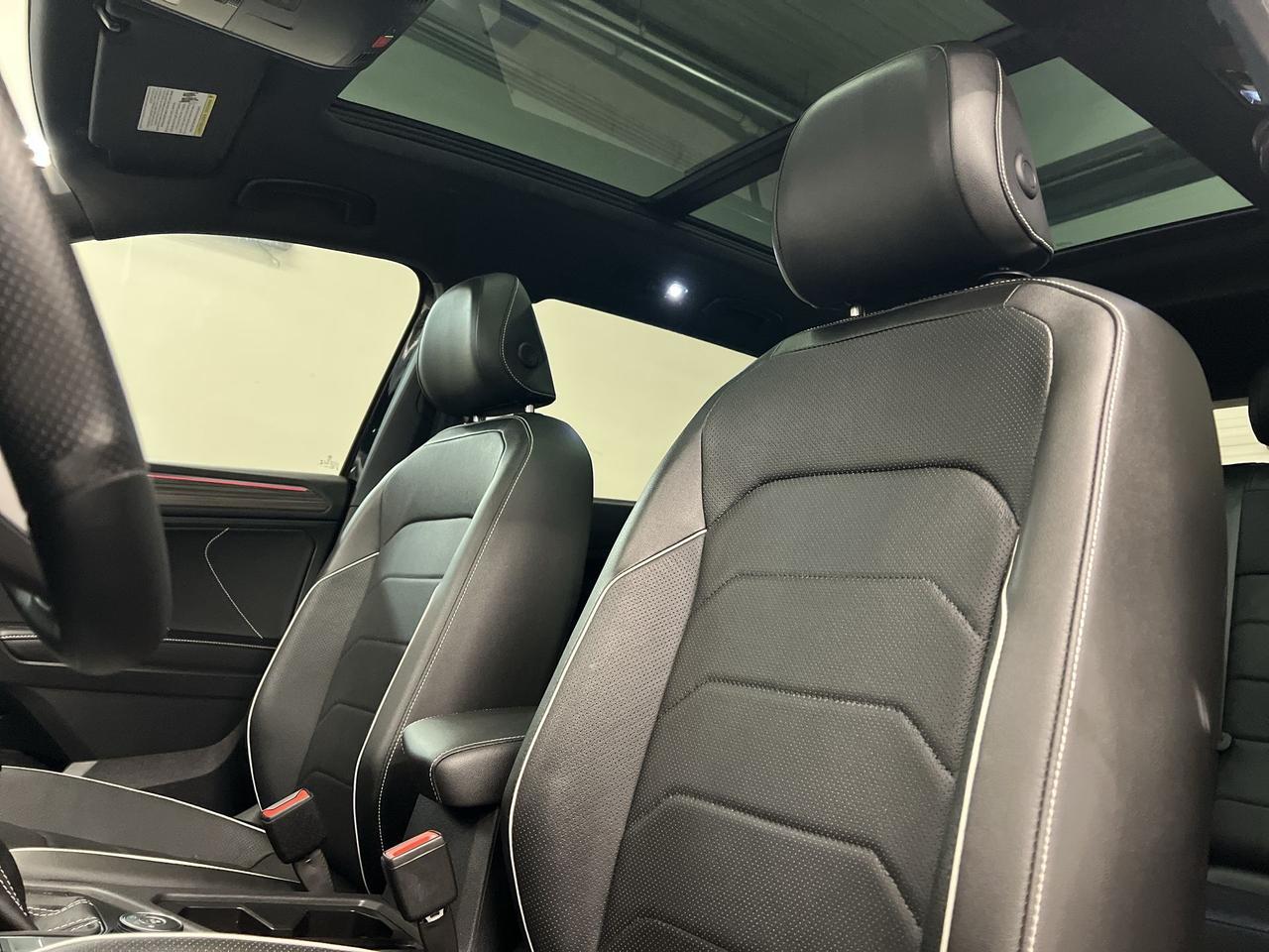 2024 Volkswagen Tiguan HIGHLINE RLINE AWD | COOLED LEATHER | PANO ROOF Photo