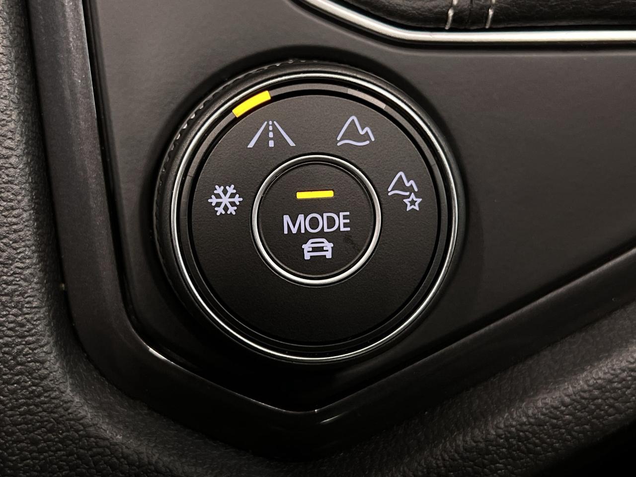 2024 Volkswagen Tiguan HIGHLINE RLINE AWD | COOLED LEATHER | PANO ROOF Photo