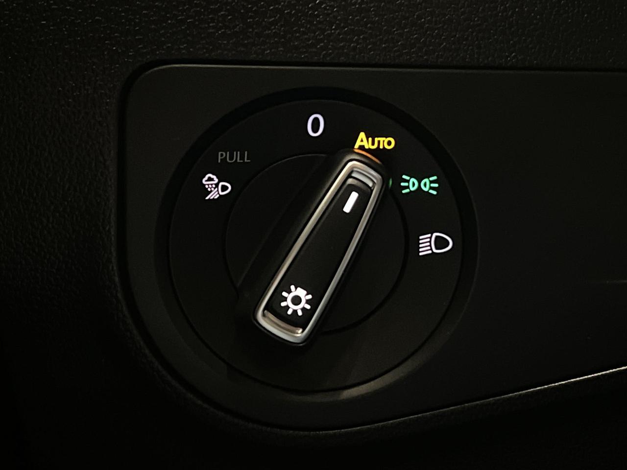 2024 Volkswagen Tiguan HIGHLINE RLINE AWD | COOLED LEATHER | PANO ROOF Photo