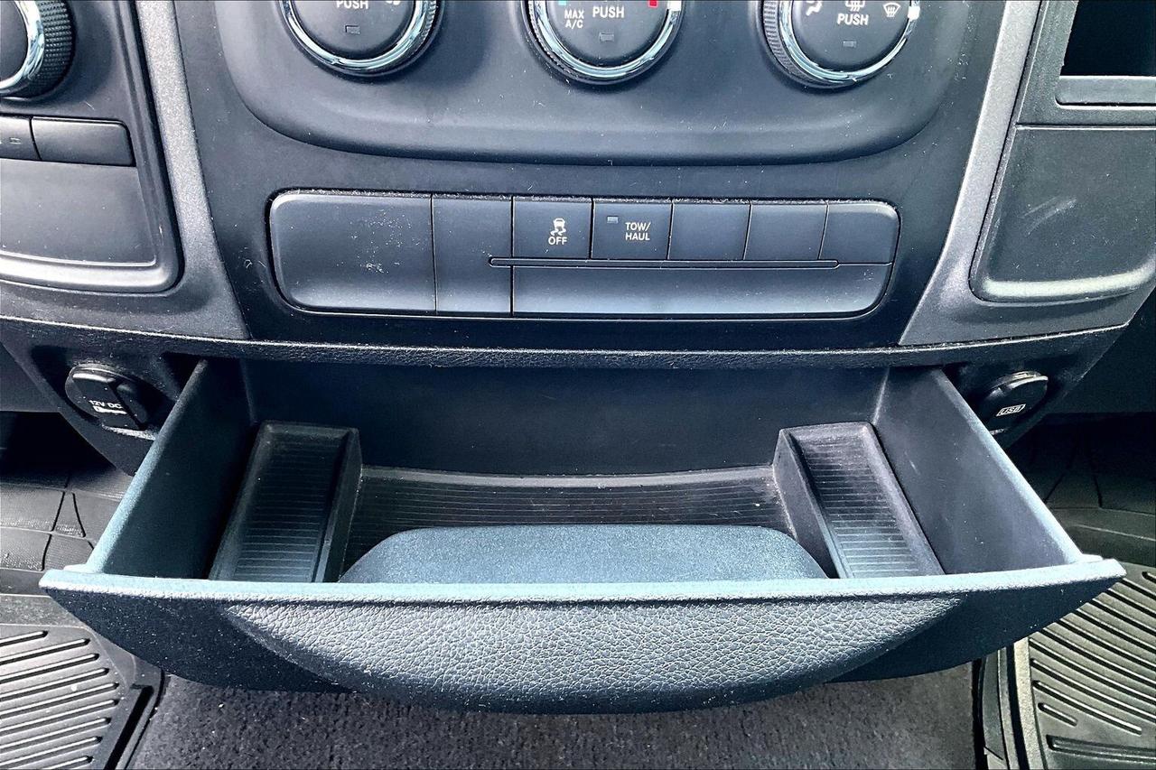 2018 RAM 1500 SXT Quad Cab V8 | AS IS | 4X4 Photo