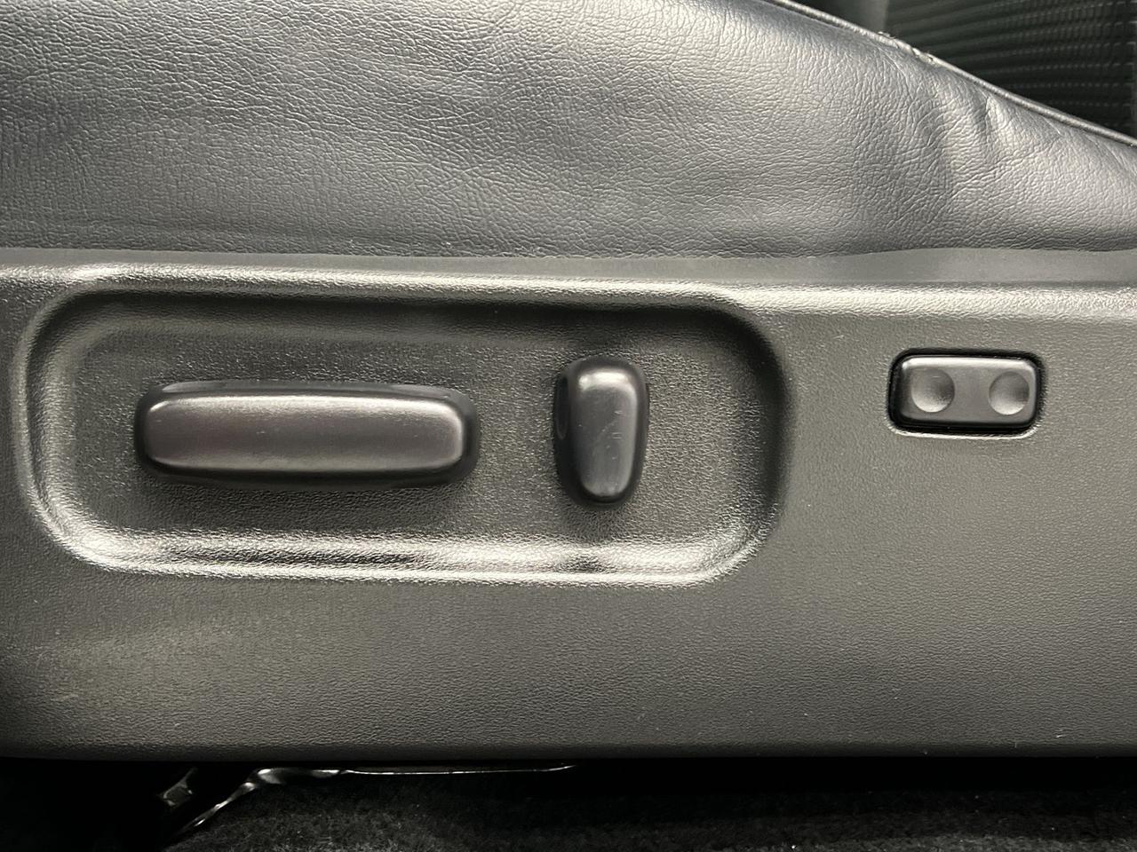 2023 Toyota Tacoma NIGHTSHADE 4X4 | DBL CAB | HTD LEATHER | SUNROOF Photo