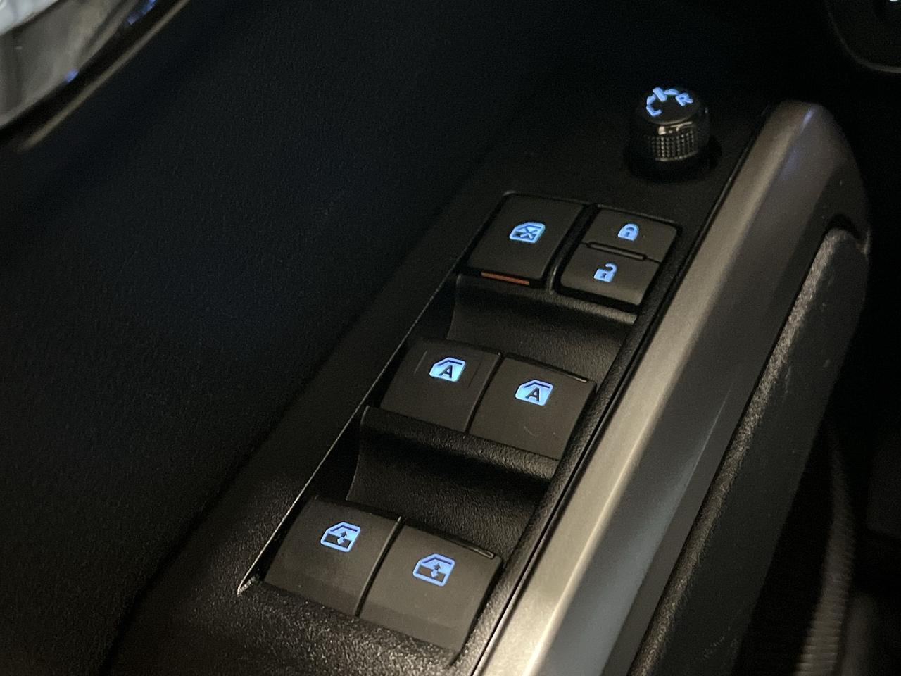 2023 Toyota Tacoma NIGHTSHADE 4X4 | DBL CAB | HTD LEATHER | SUNROOF Photo