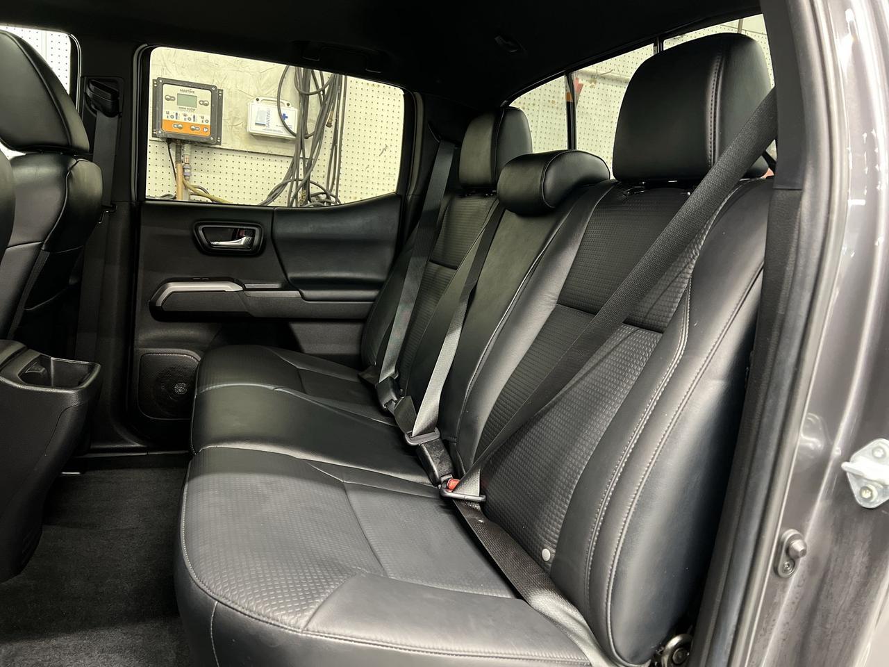 2023 Toyota Tacoma NIGHTSHADE 4X4 | DBL CAB | HTD LEATHER | SUNROOF Photo