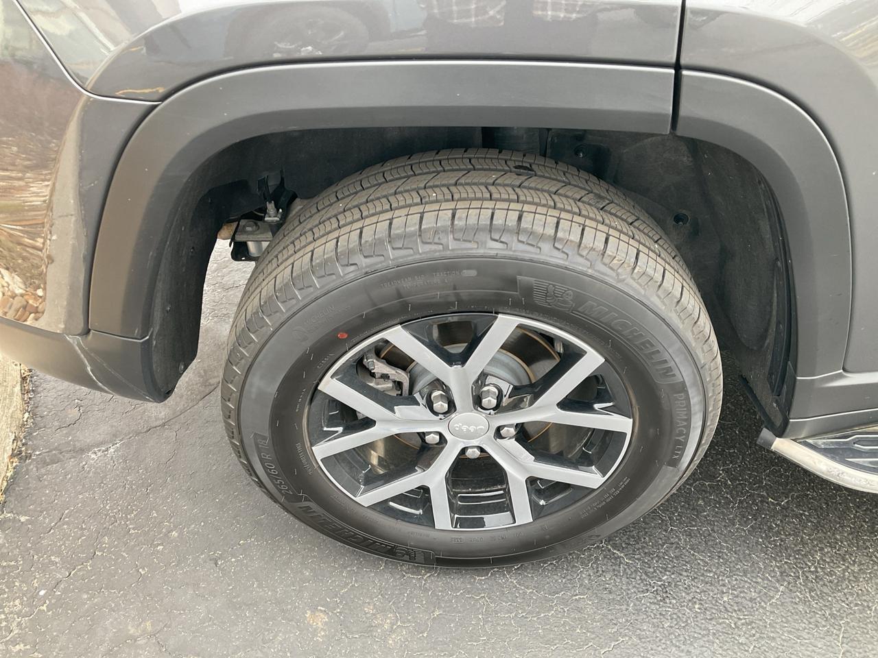 2025 Jeep Grand Cherokee  Photo4