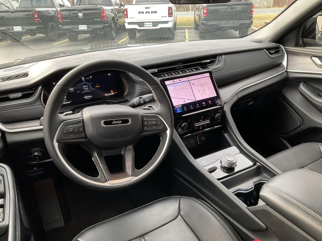 2025 Jeep Grand Cherokee  Photo