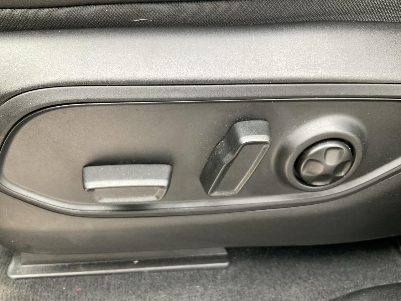 2025 Jeep Grand Cherokee  Photo