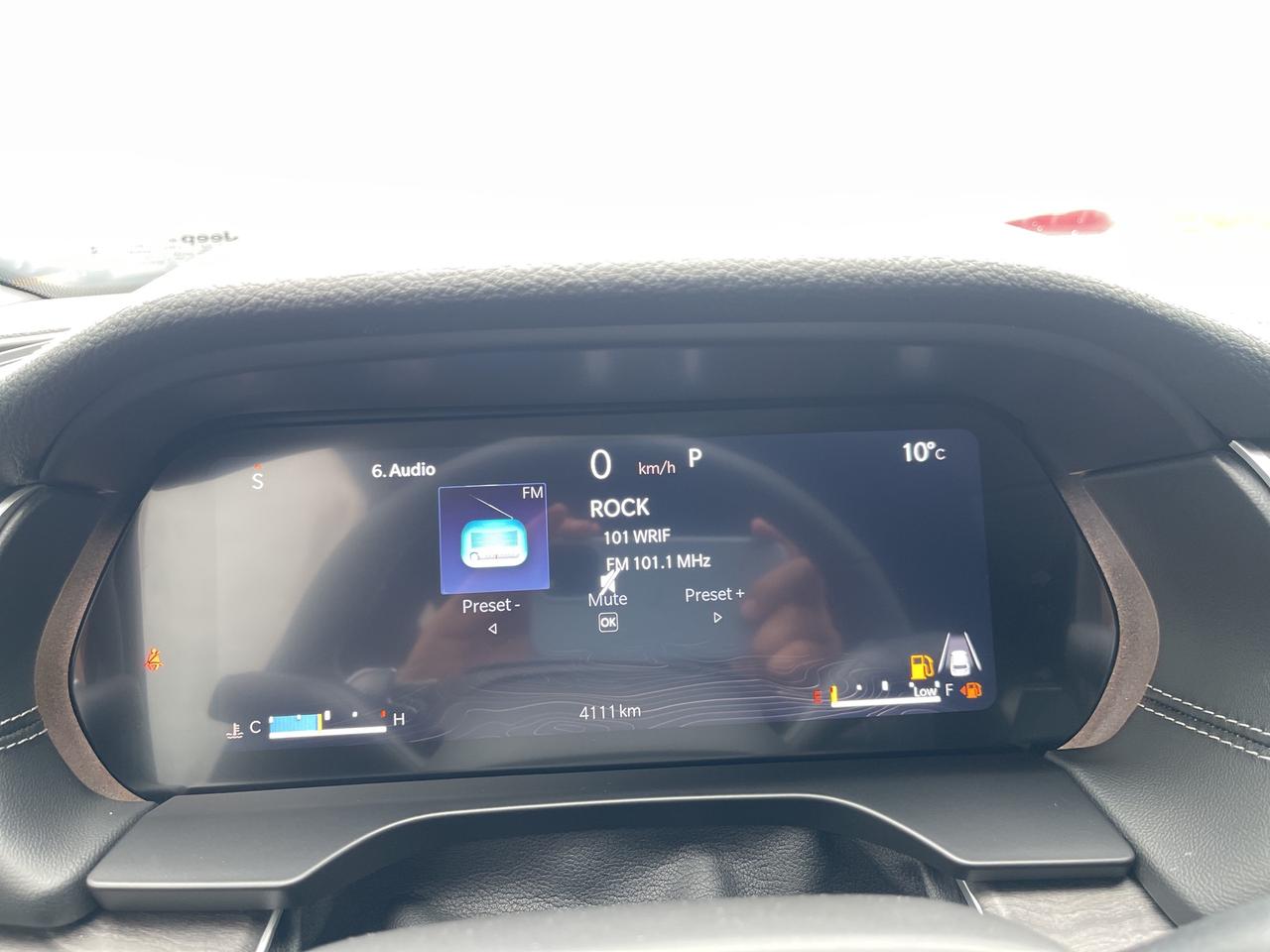 2025 Jeep Grand Cherokee NAV / LEATHER / HEATED SEATES / REMOTE START Photo