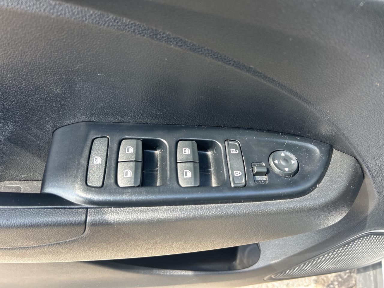2021 Hyundai Venue TREND, CLEAN CARFAX, HEATED SEATS & STEERING WHEEL - Photo #15